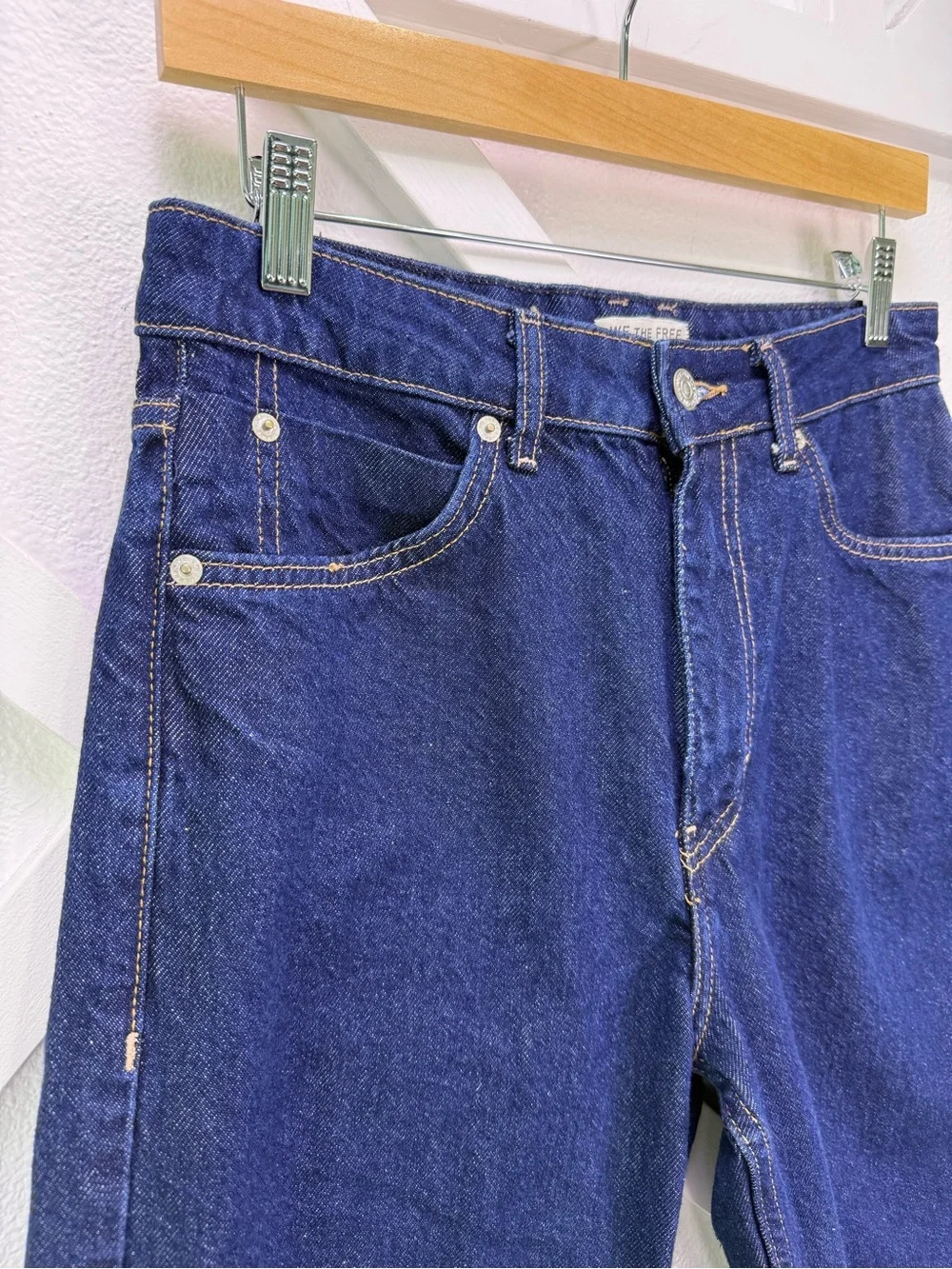 Free People We The Free Backstage Relaxed Cropped Jeans Bow Leg Dark Wash Sz 26